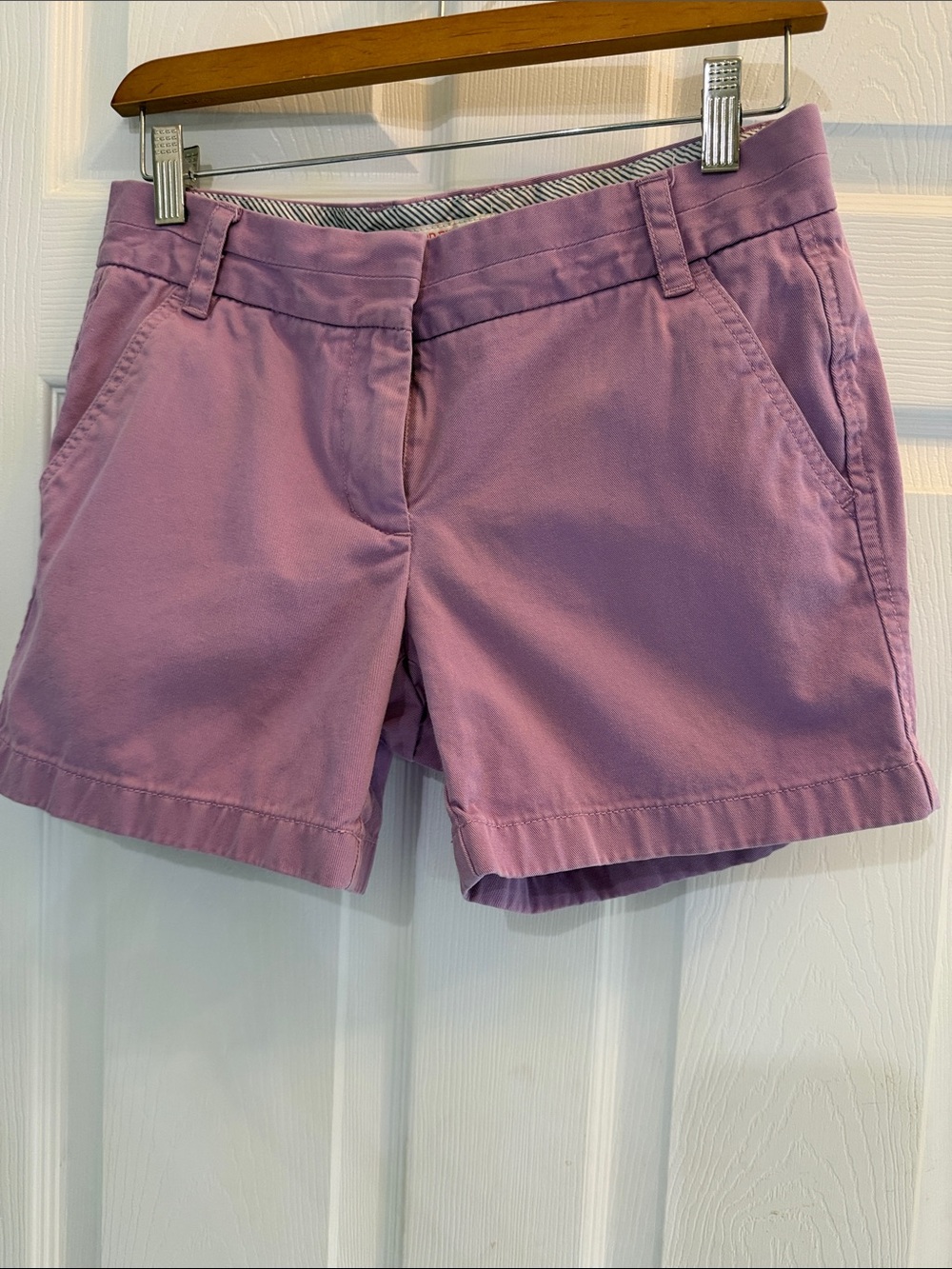 Women's J Crew Lavender 100% Cotton Classic Chino Shorts 4” Inseam
